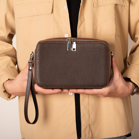 Manly and sophisticated crossbody bag